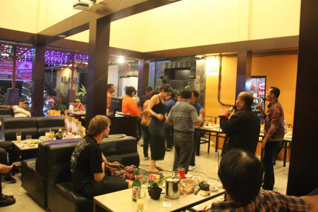 Hotel Sing A Song Pematangsiantar Exterior foto